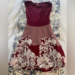 Gilli Burgundy and White Floral Mini Dress